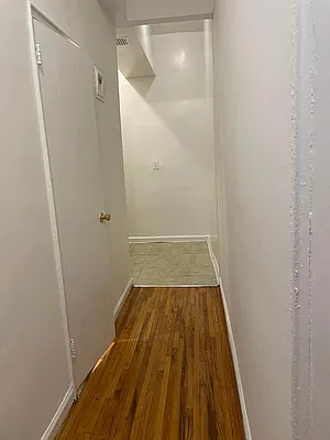 Rented by Manhattan Flats | media 8