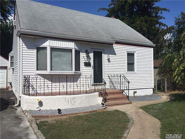 1st image of 415 Ferndale Ct