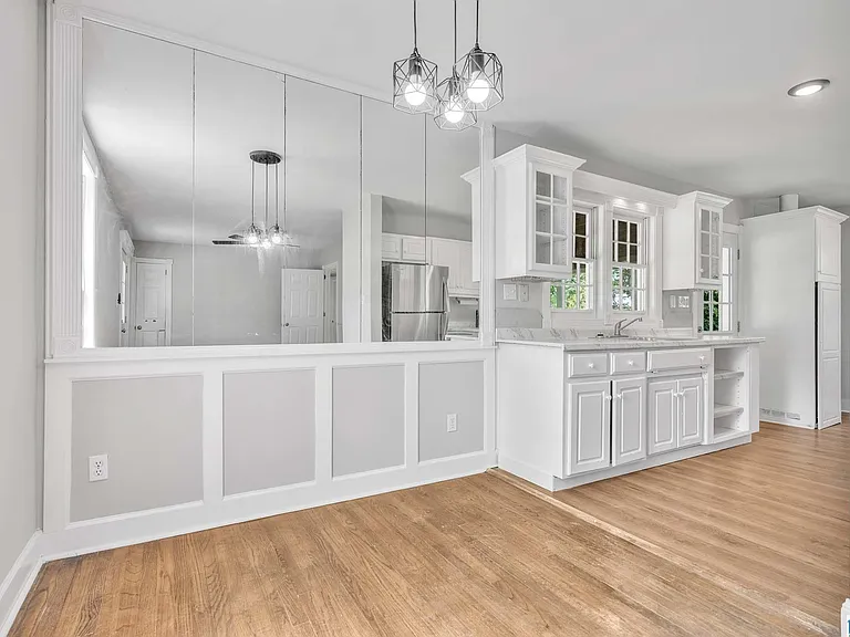 3027 Cora Ave — Photo 10