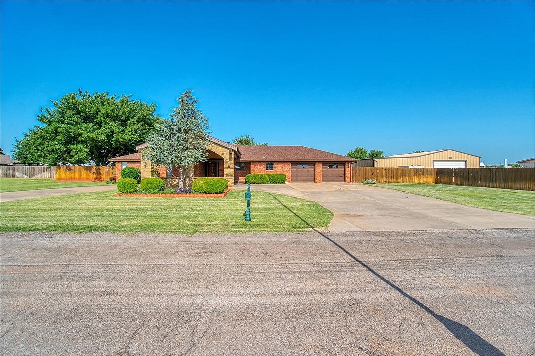 1411 Connally St, Sayre, OK 73662 MLS 1014184 Zillow