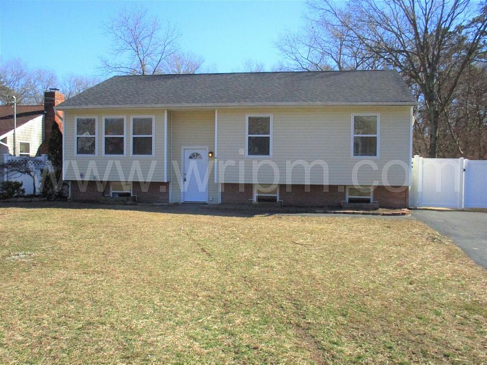 1st image of 6 Murray Ln #A