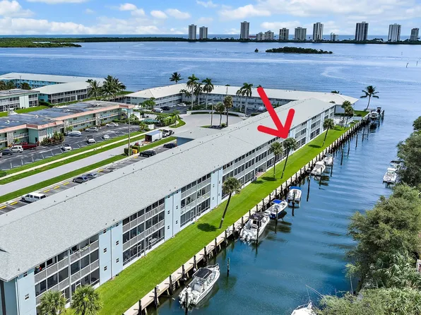 120 Lehane Terrace #207, North Palm Beach, FL 33408