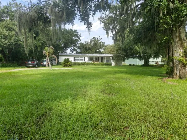 6009 Woodhaven Dr, Lakeland, FL 33811