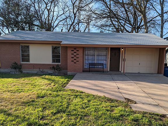 1950's Ranch-Style Charmer