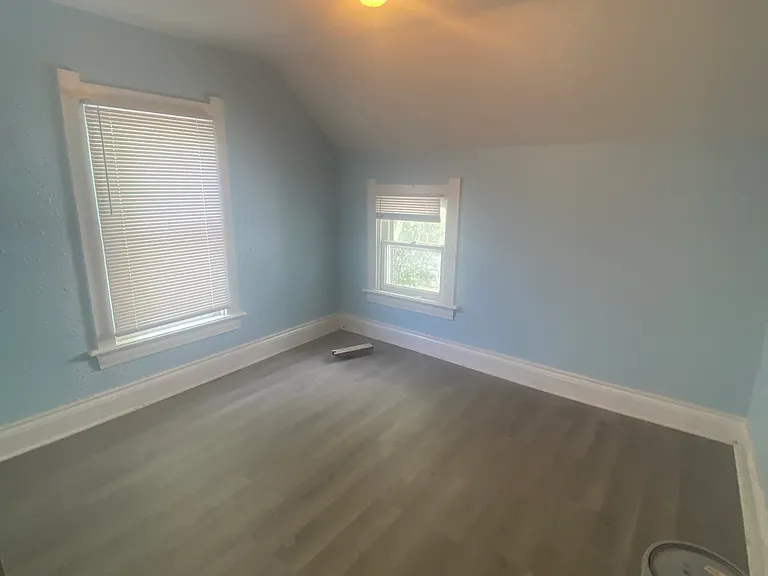 430 Langdon St — Photo 15