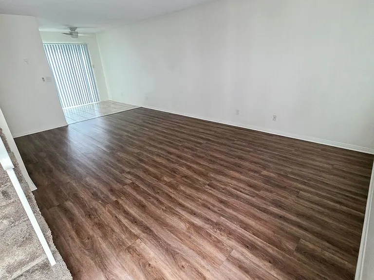 3505 Emerald St — Photo 7