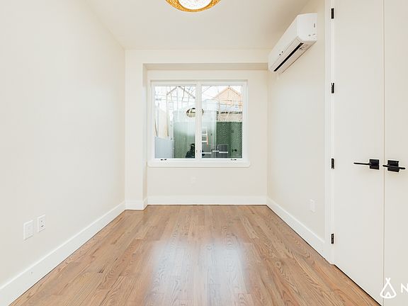 3rd image of 1001 Rogers Ave #1G