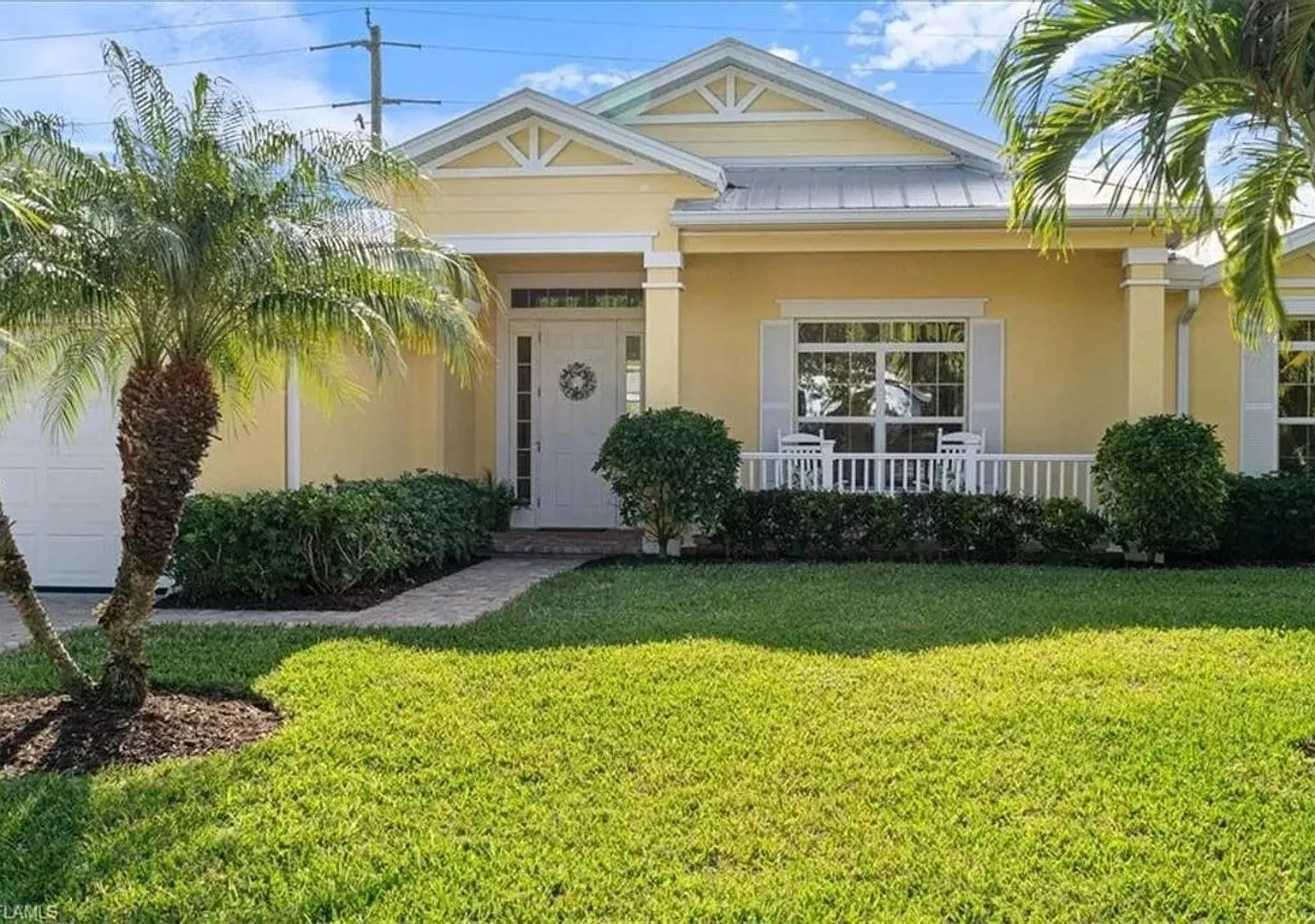 **Olde Naples Luxury Annual Home ** Private Heated Pool & Spa ** Pet Friendly ** 3 Bedroom, 2 Bat... — Photo 4
