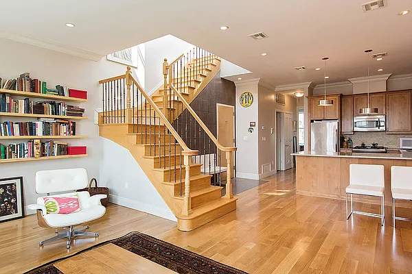 Sold by Brooklyn Real Inc | media 18