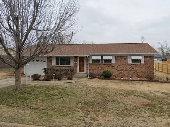 811 N 11th St, Rogers, AR 72756