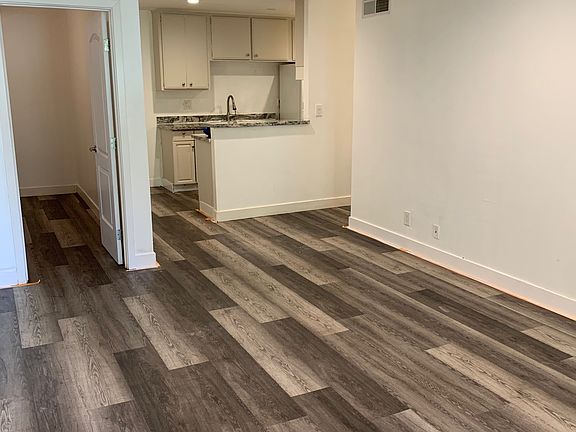 4th image of 259 N Capitol Ave Unit 274