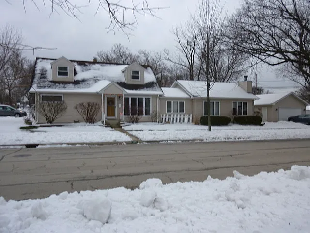 199 E Berkshire Ave photo 1