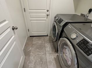 423 E Dove Ave, Visalia, CA 93291