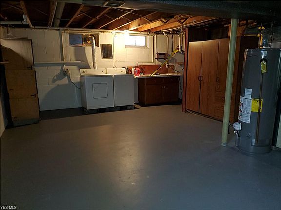 5th image of 577 Augdon Dr