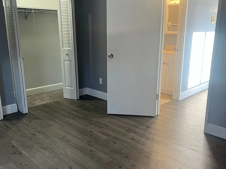 Hillcrest Avenue Apartments — Photo 5