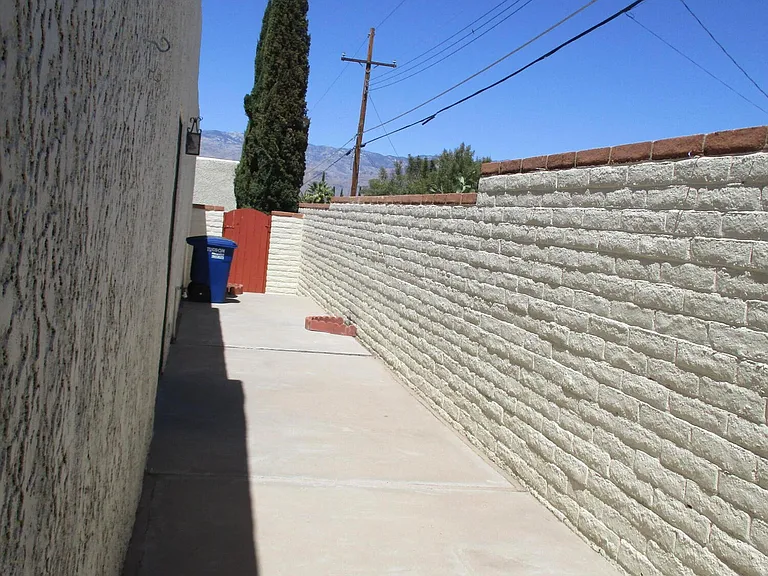 8712 E Terrace Pl — Photo 22
