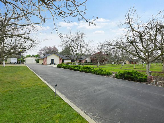 3rd image of 28844 Road 168