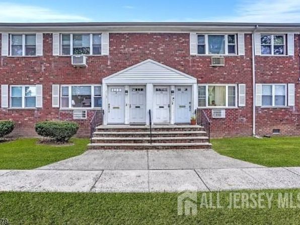 12 Gramercy Gdns #A