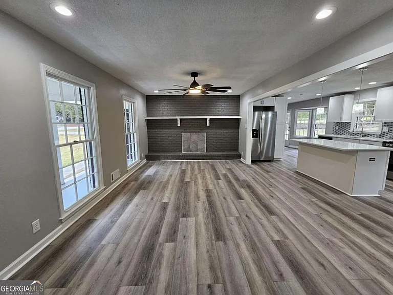 999 Braselton Hwy — Photo 2