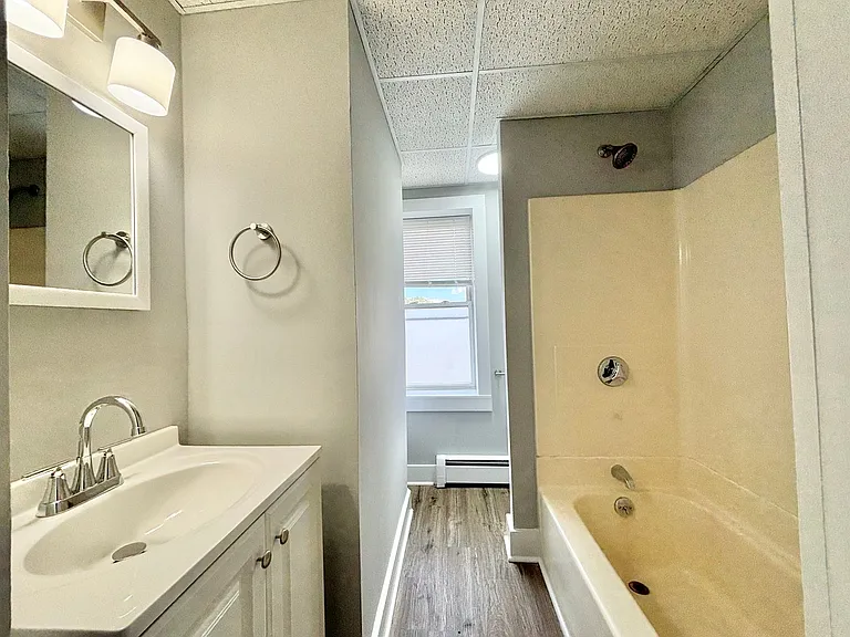 2303 Main St #J — Photo 6