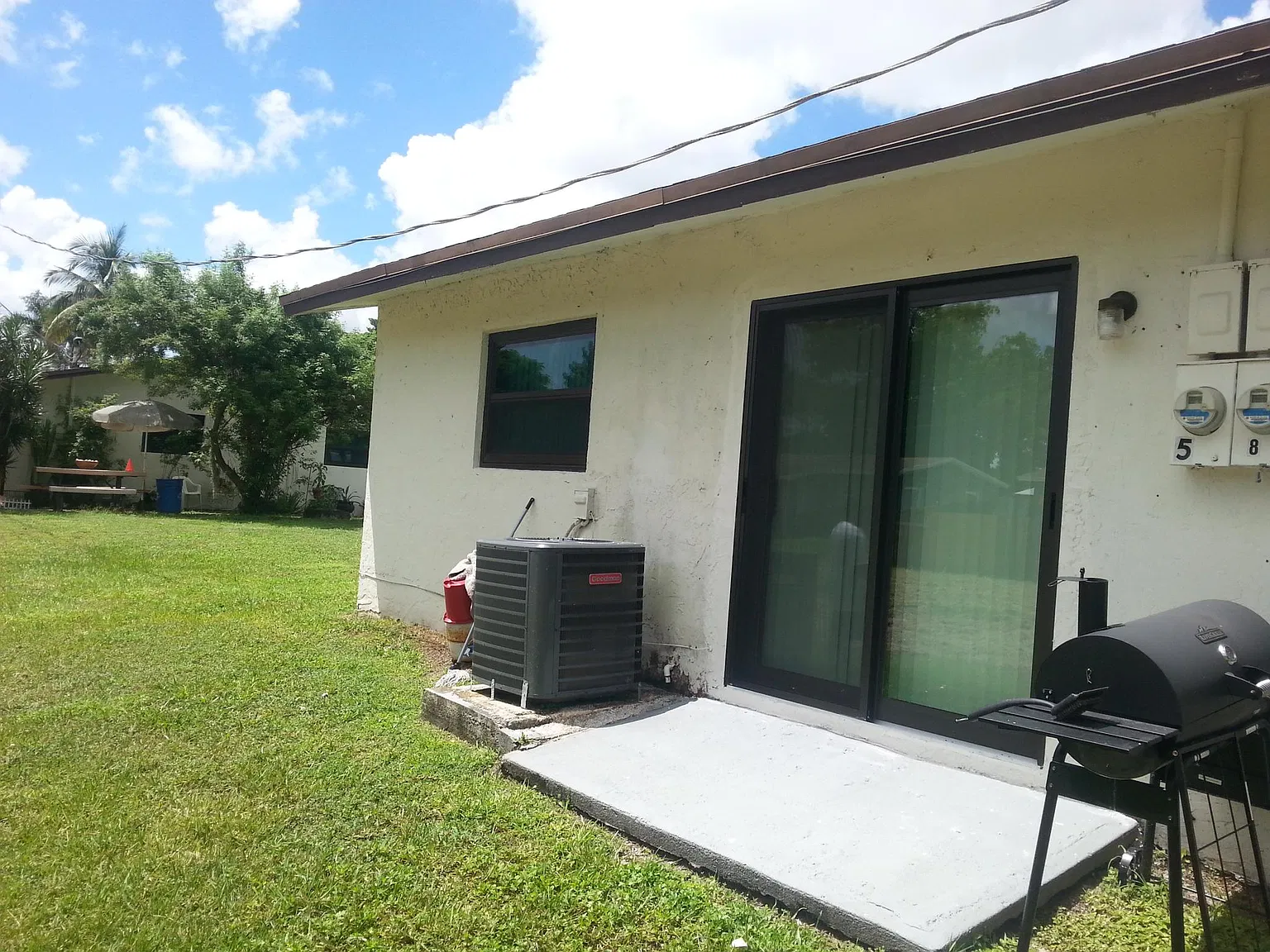 2 bed, 825 sqft, $1,900 — Photo 2