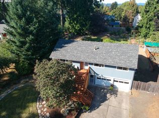 9775 SW Killarney Ln, Tualatin, OR 97062