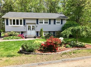 32 Rexhame St, Billerica, MA 01821