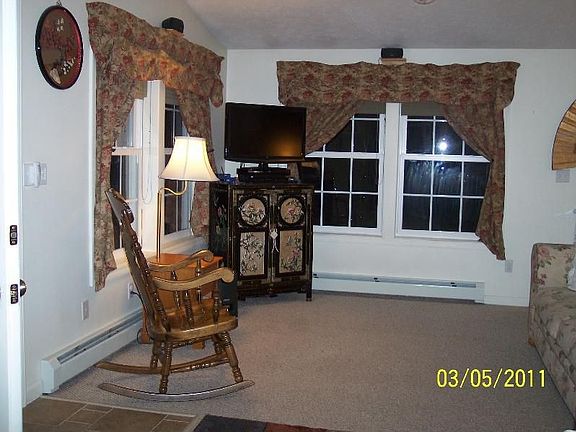 5th image of 187 Bridge St
