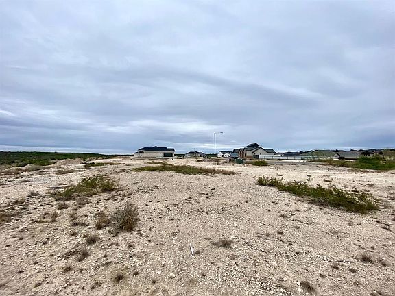3rd image of 1012 Buffalo Gap Gap #12