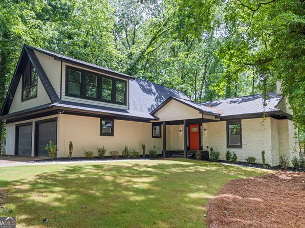 6486 Aquila Dr, Morrow, GA 30260