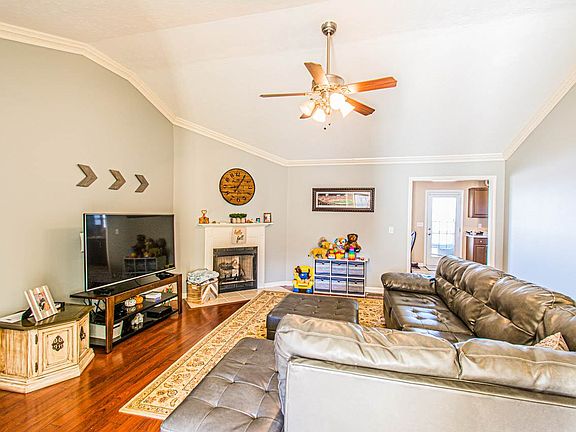 5th image of 1482 Moorman Ln