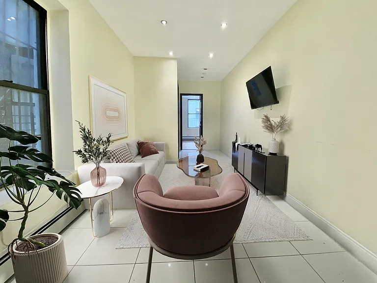109 W 105th St #5C — Photo 4