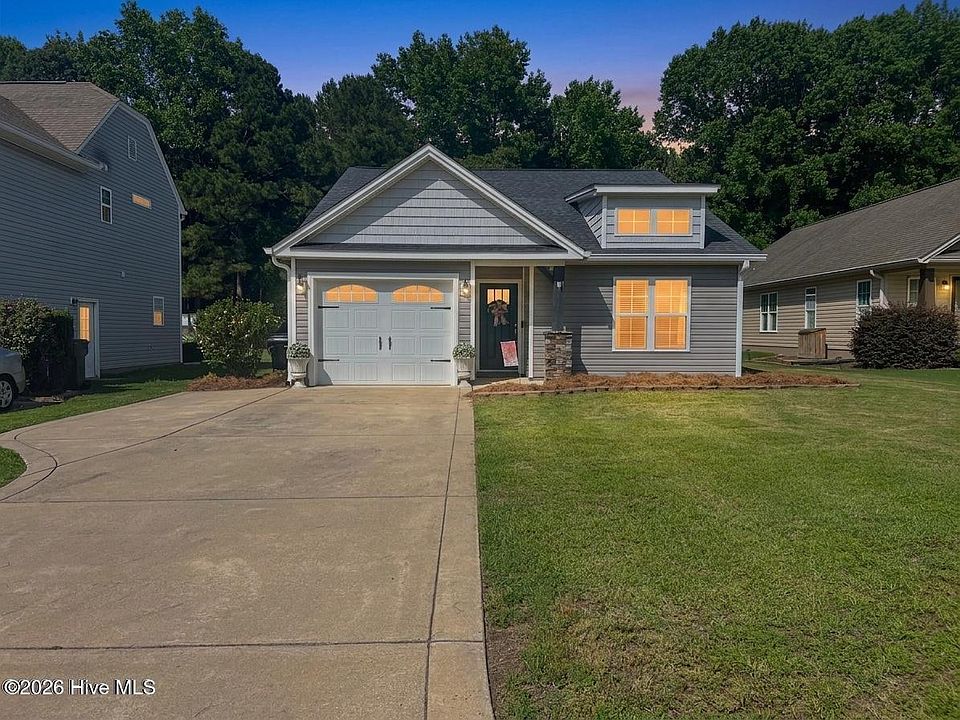 1st image of 117 Cove Place