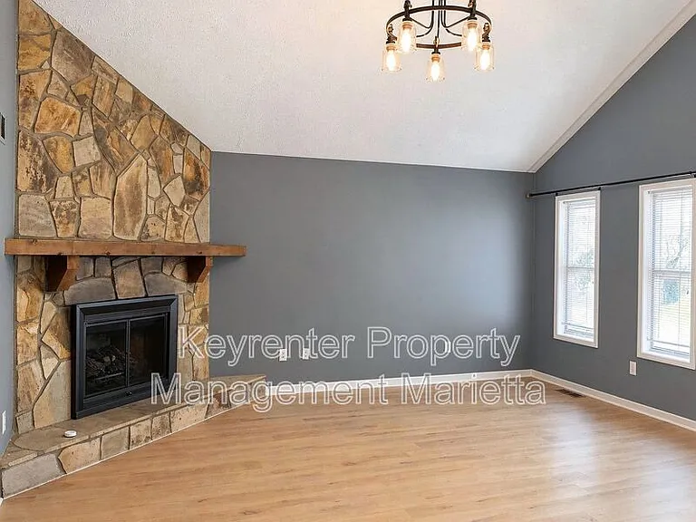 5088 Ravenwood Dr — Photo 15