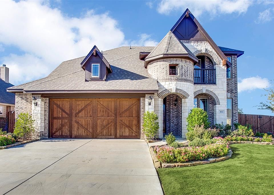 1st image of 412 Panchasarp Dr