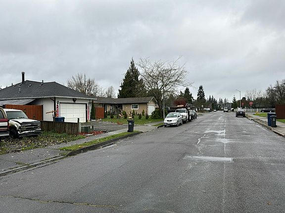 4th image of 7020 65th Ave NE