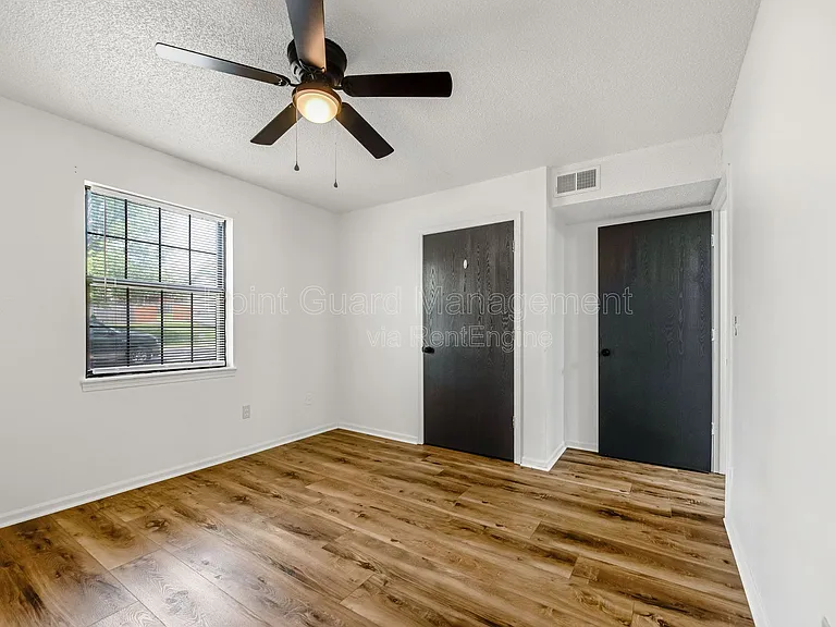 7009 N Chas Dr — Photo 36