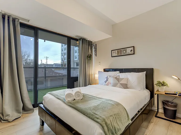 417 E Kiowa St #203 — Photo 3