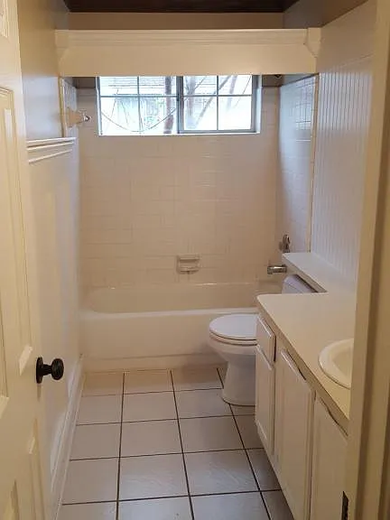 8010 Blackfin Dr — Photo 9