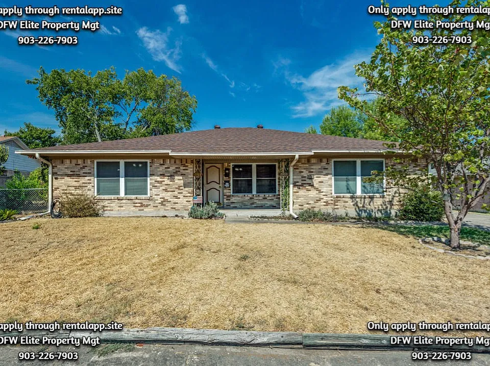 2705 Patricia Ln