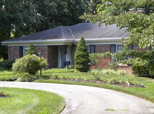 12902 N Osage Rd, Louisville, KY 40223
