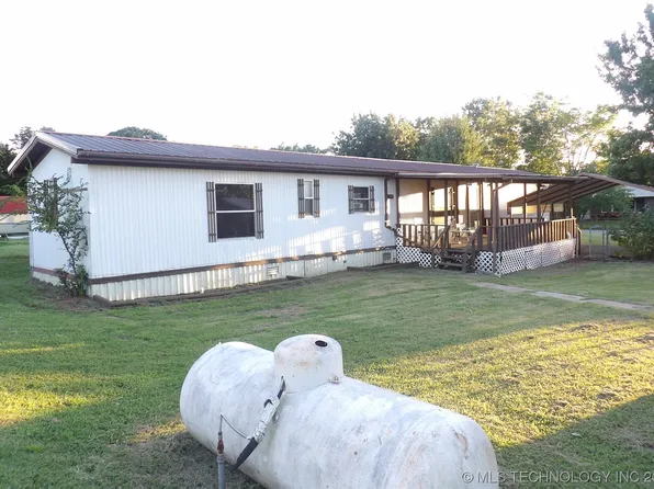 262 N Erie St, Canadian, OK 74425