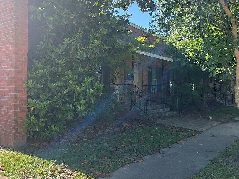 1605 W Common — Photo 11