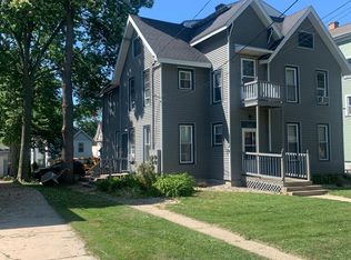 1034 Spaight St APT 1, Madison, WI 53703