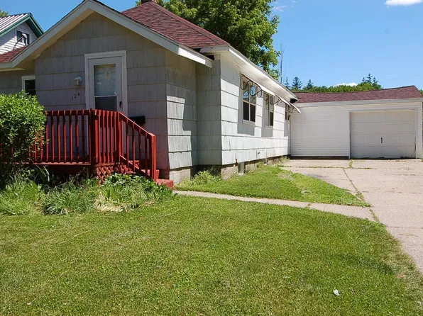 124 Copier St, Cadillac, MI 49601