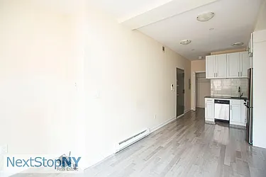 Rented by NextStopNY