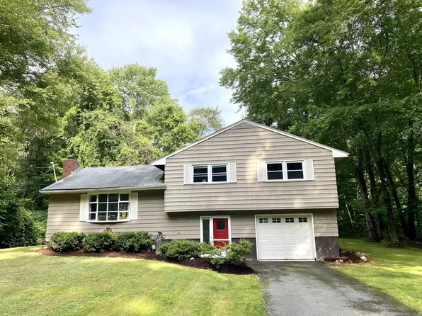 24 Connally Drive, Old Saybrook, CT 06475