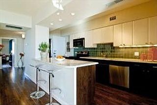 4th image of 3180 N Lake Shore Dr APT 20E