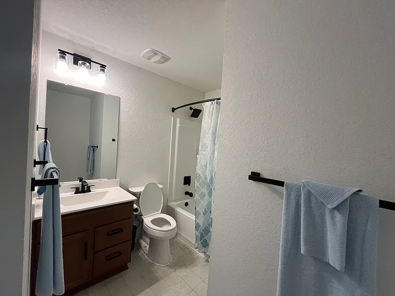 5910 Sandy Lake St — Photo 13