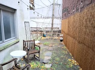 96 Woodpoint Rd APT 2A, Brooklyn, NY 11211